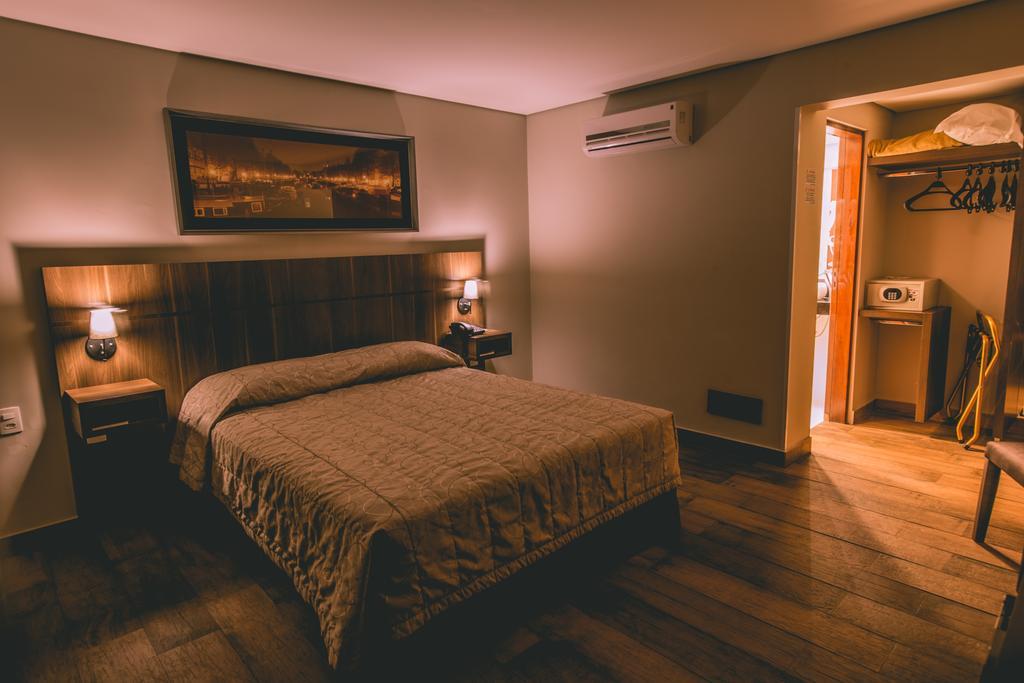 Padom Business Hotel Bragança Paulista Habitación foto